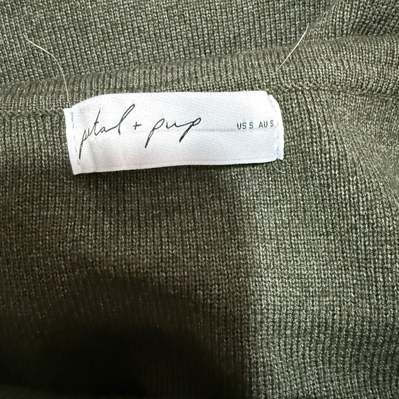 Petal & Pup Archie Off the Shoulder Midi Dress - Picture 6 of 7